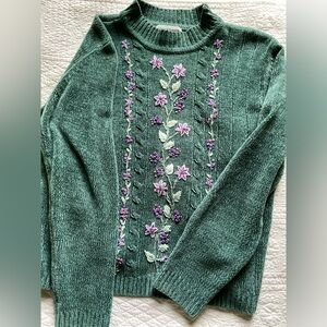 Alfred Dunner Vintage Petite Medium Green Grandma Embroidered Sweater